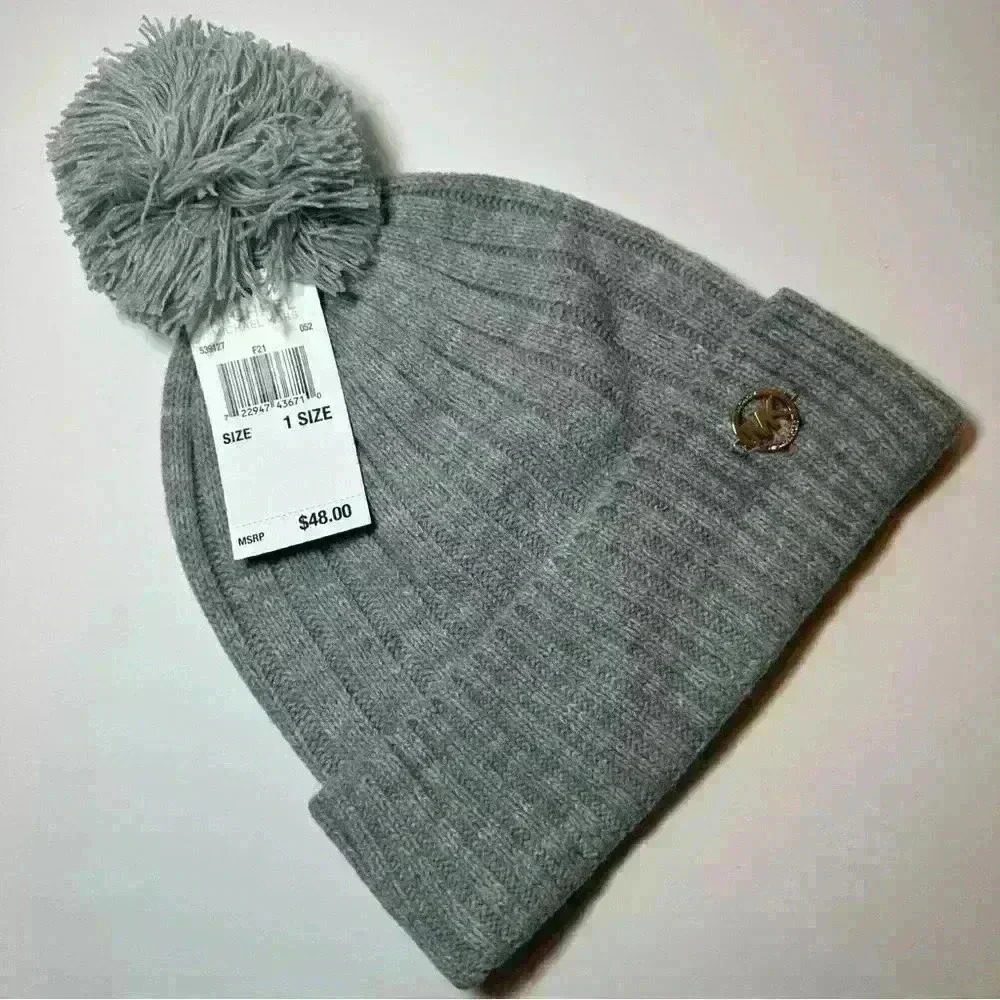 NWT $48 Michael Kors Grey Knit Beanie winter hat